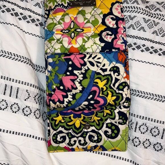 Vera Bradley Quilted Trifold Wallet – Colorful Floral Print - Picture 3 of 3